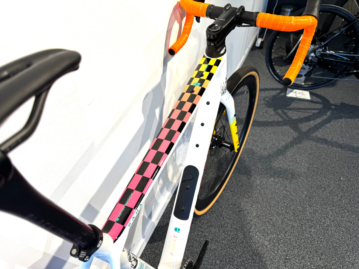 Chapter 2 Kaha, rejsig gravel med Sram AXS